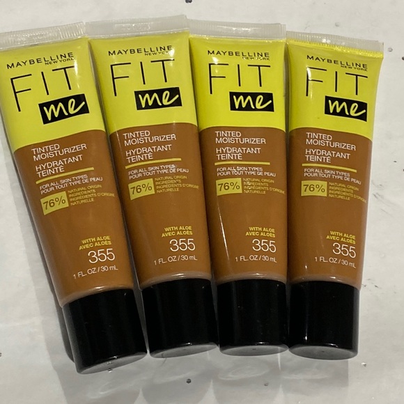 4 Maybelline Fit Me #355 Tinted Moisturizer w/aloe Natural Coverage Face Makeup - Picture 1 of 4